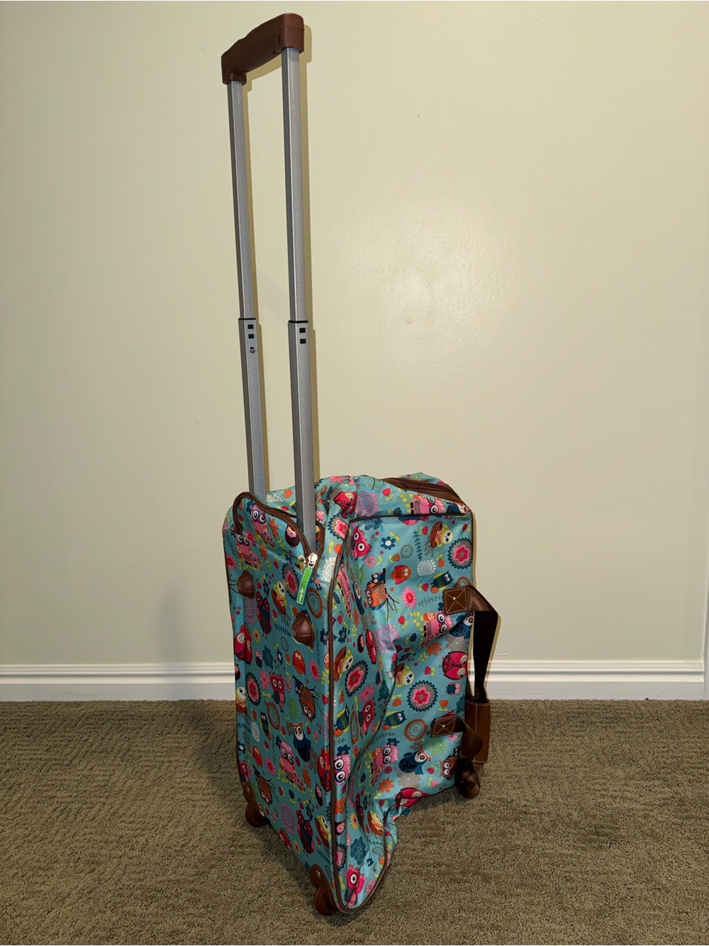 Lily Bloom Owl Rolling Carry On Luggage Bag Weekender Tote Retractable Handle - Picture 6 of 16